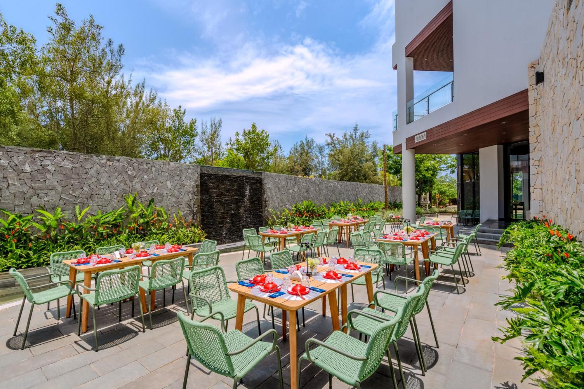 Poseido Hotel Quang Binh Dong Hoi Exterior photo